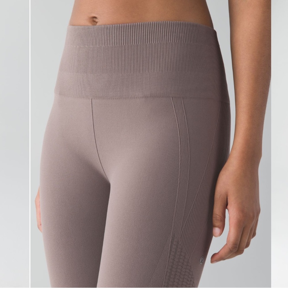 Lululemon Flow & Go Crop